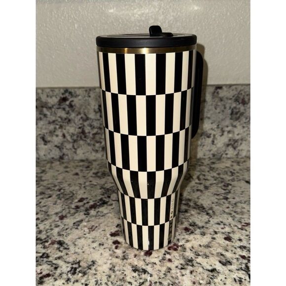 HydroJug 40oz Traveler Black Tie | Limited Edition | NWT - Picture 2 of 6